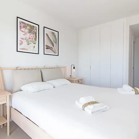 Global Properties, Moderno De Dos Terrazas Con Vistas Al Mar Y A La Montana Canet d'En Berenguer
