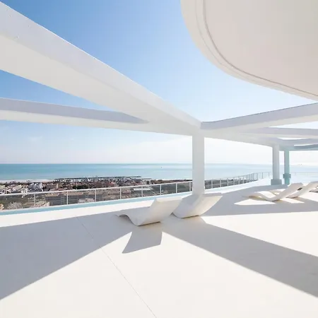 Global Properties, Moderno De Dos Terrazas Con Vistas Al Mar Y A La Montana Canet d'En Berenguer