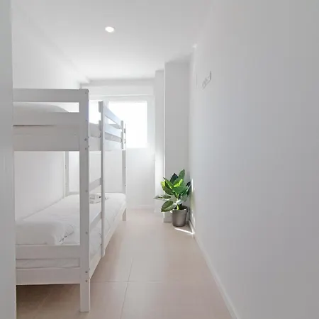 아파트 Global Properties, Moderno De Dos Terrazas Con Vistas Al Mar Y A La Montana