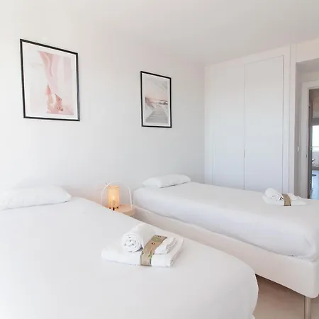 Global Properties, Moderno De Dos Terrazas Con Vistas Al Mar Y A La Montana 아파트